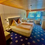 Hotell Göbel 3*