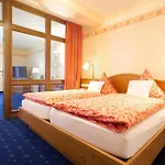 Göbel 3*
